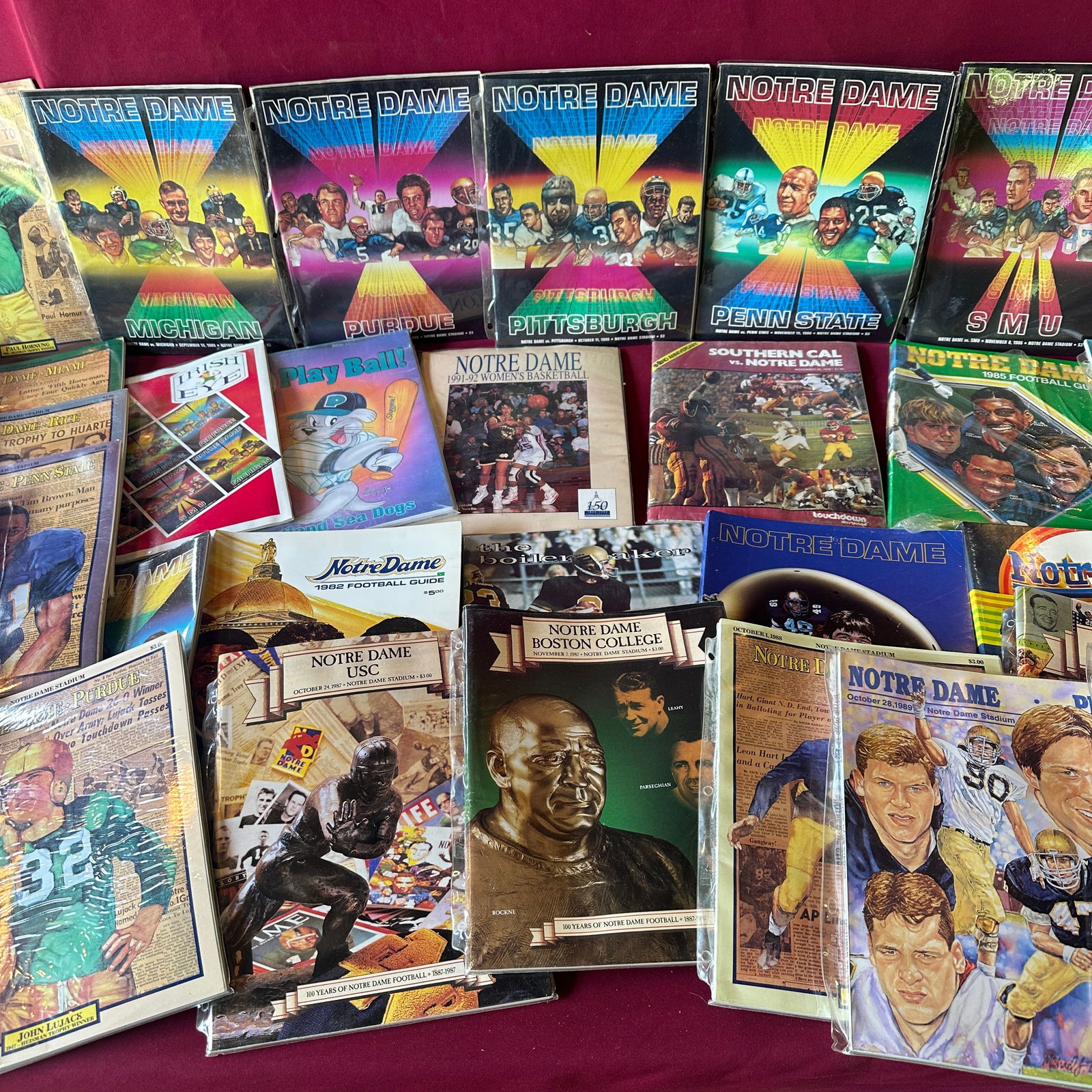Norte Dame Collectible Football Programs, Books, Magazines, Etc. (1 of 4)
