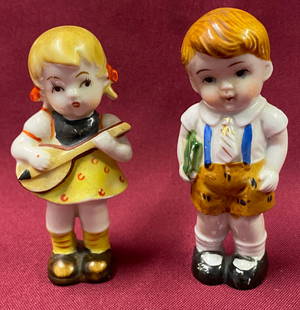Two Older Porcelain Figurines - Made in Occupied Japan: Two Older Porcelain Figurines - Made in Occupied Japan