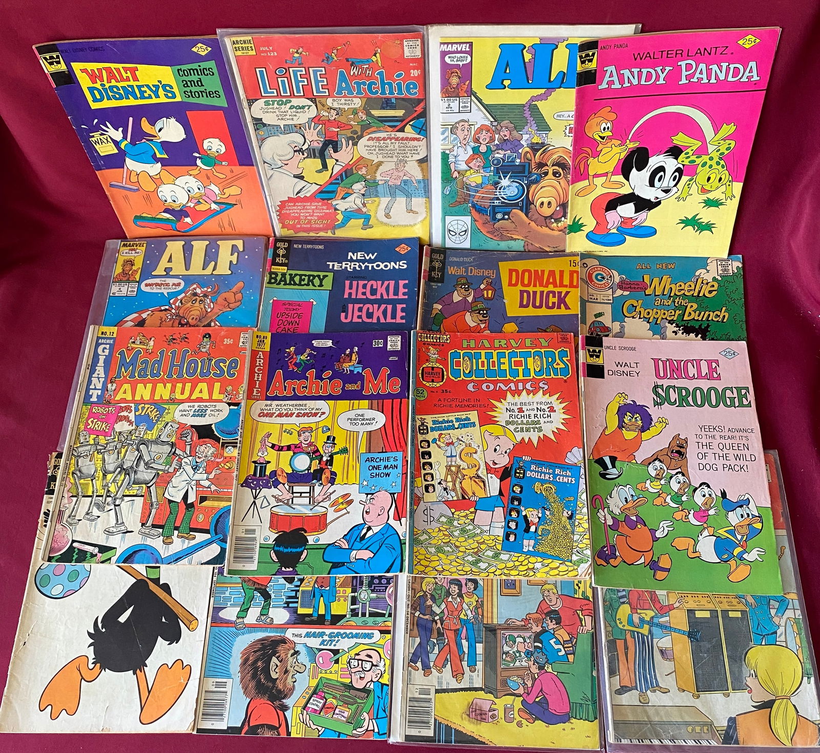 Sixteen Vintage Comic Books - Archie, Disney and Others (1 of 6)