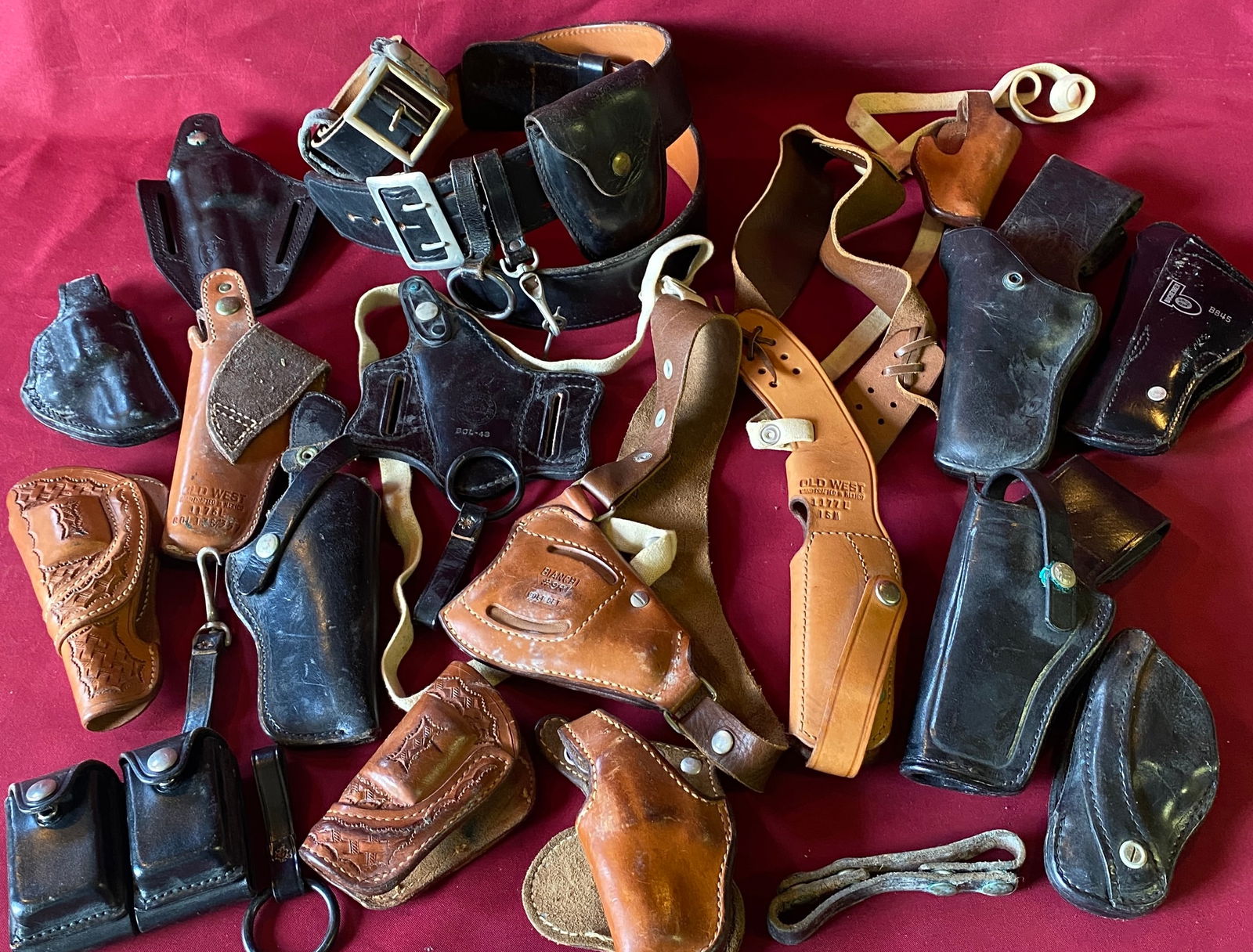 Leather Holster Belts, Ammo Pouches, Hand Cuff Key, Various Styles (1 of 7)