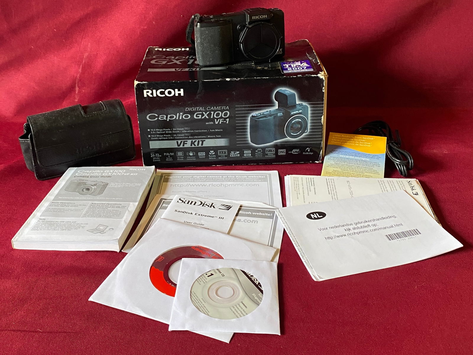 Ricoh Capilio 6X-100 W/VF-1 Digital Camera - Missing USB Cable, Batter Charger, and LCD View Finder (1 of 6)
