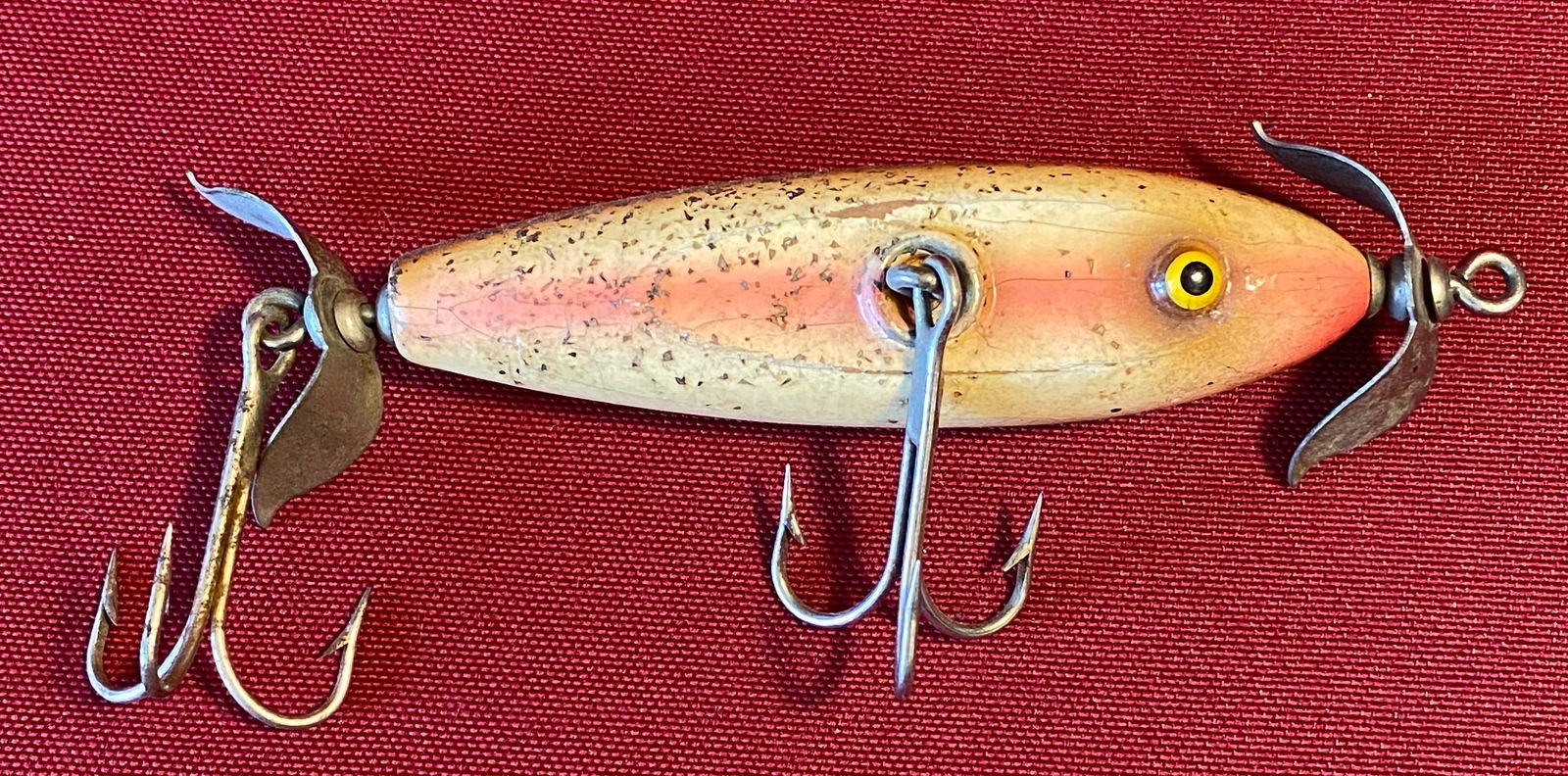 Wooden Shakespeare Injured Minnow Fishing Lure (1 of 8)