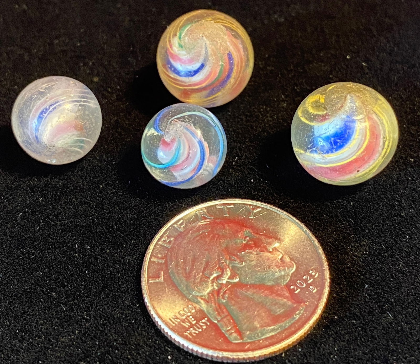 Four Peewee, Etc. Antique Glass Marbles Swirl (1 of 11)