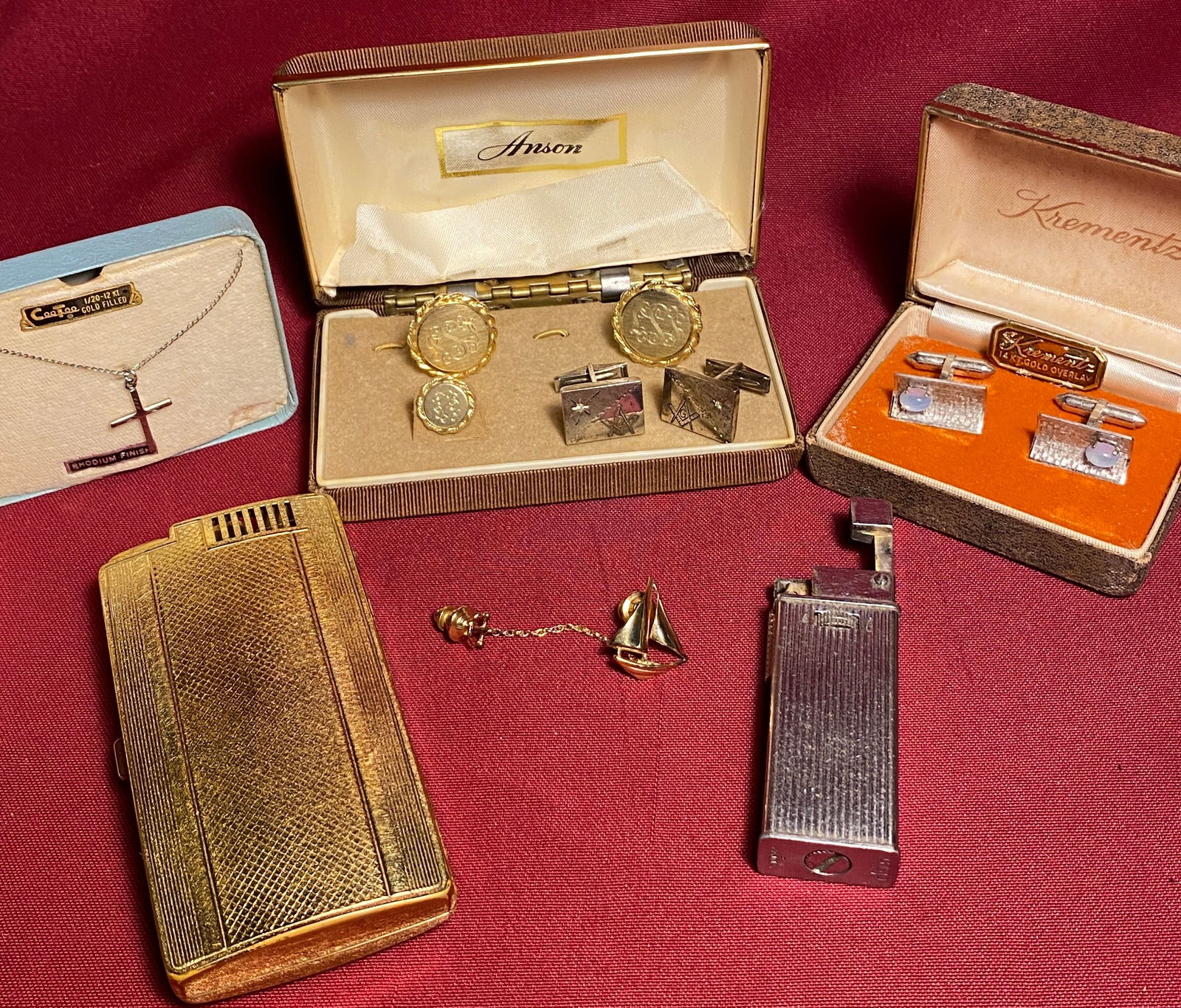 Cufflinks, Tie Tacks, Lighter, Lighter/Cigarette Case - Metal and Plastic: Cufflinks, Tie Tacks, Lighter, Lighter/Cigarette Case - Metal and Plastic