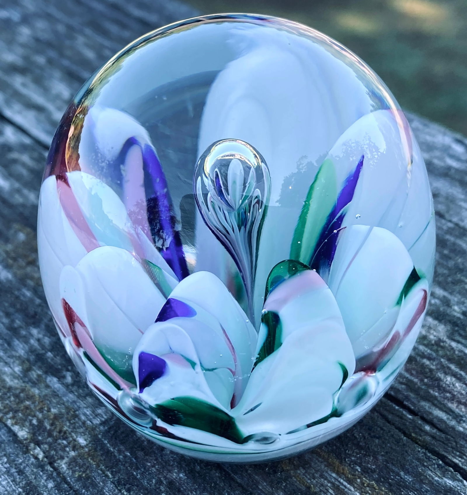 Glass Very Colorful Paperweight - No Maker - Appears Hand Blown - Approx 2.5"x2.5": Glass Very Colorful Paperweight - No Maker - Appears Hand Blown - Approx 2.5"x2.5"