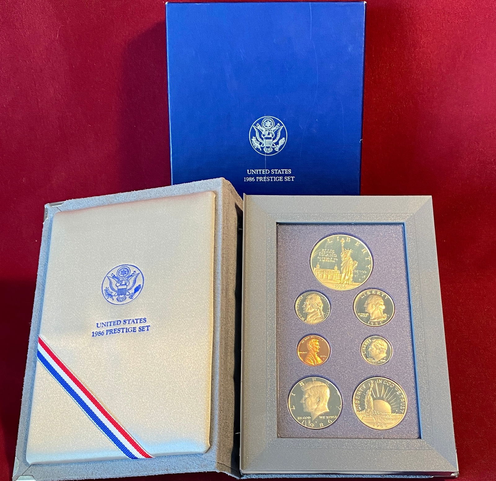 1986 U.S. Mint Prestige Set - Including Silver Dollar (1 of 4)