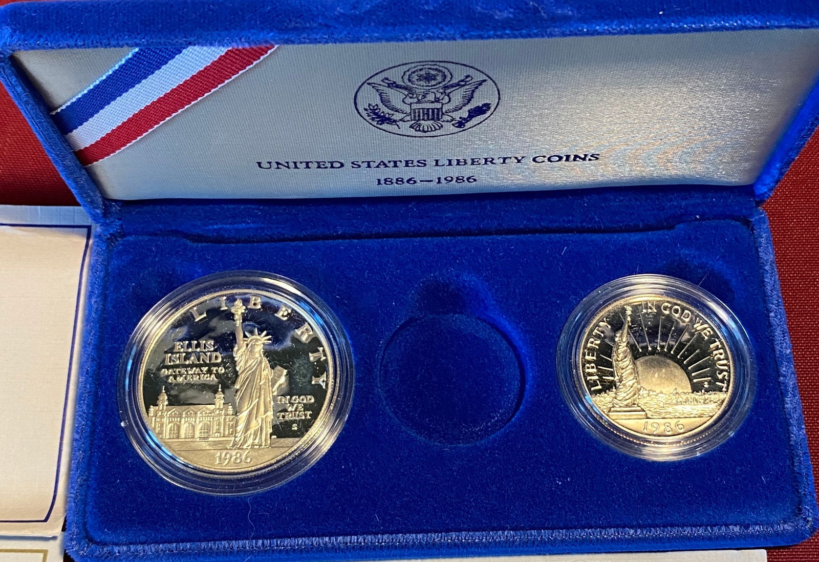 1986-S Statue of Liberty Commemorative Coins - Silver Dollar & Clad Half Dollar (NO GOLD COIN) (1 of 6)