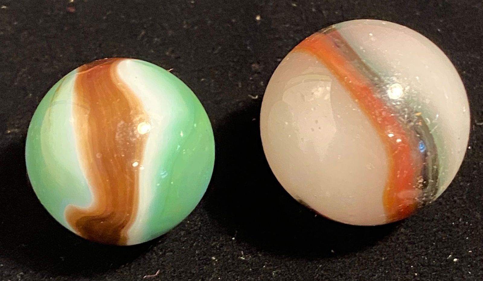 Two Shooter Sized Vintage Glass Marbles - Alley Agate, Peltier Type: Two Shooter Sized Vintage Glass Marbles - Alley Agate, Peltier Type