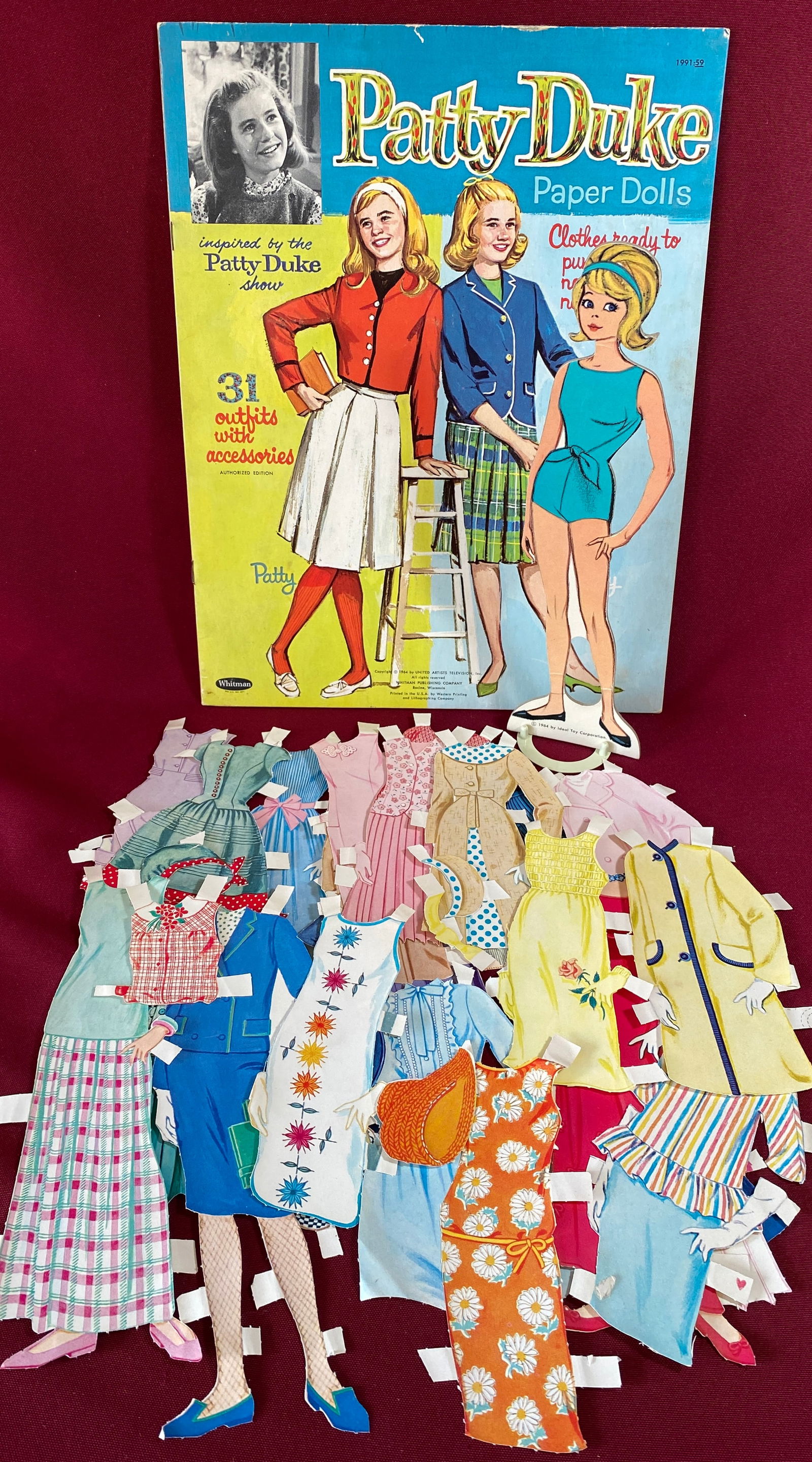 Patty Duke Paper Dolls with Clothes and Storage Folder - Only One Doll: Patty Duke Paper Dolls with Clothes and Storage Folder - Only One Doll