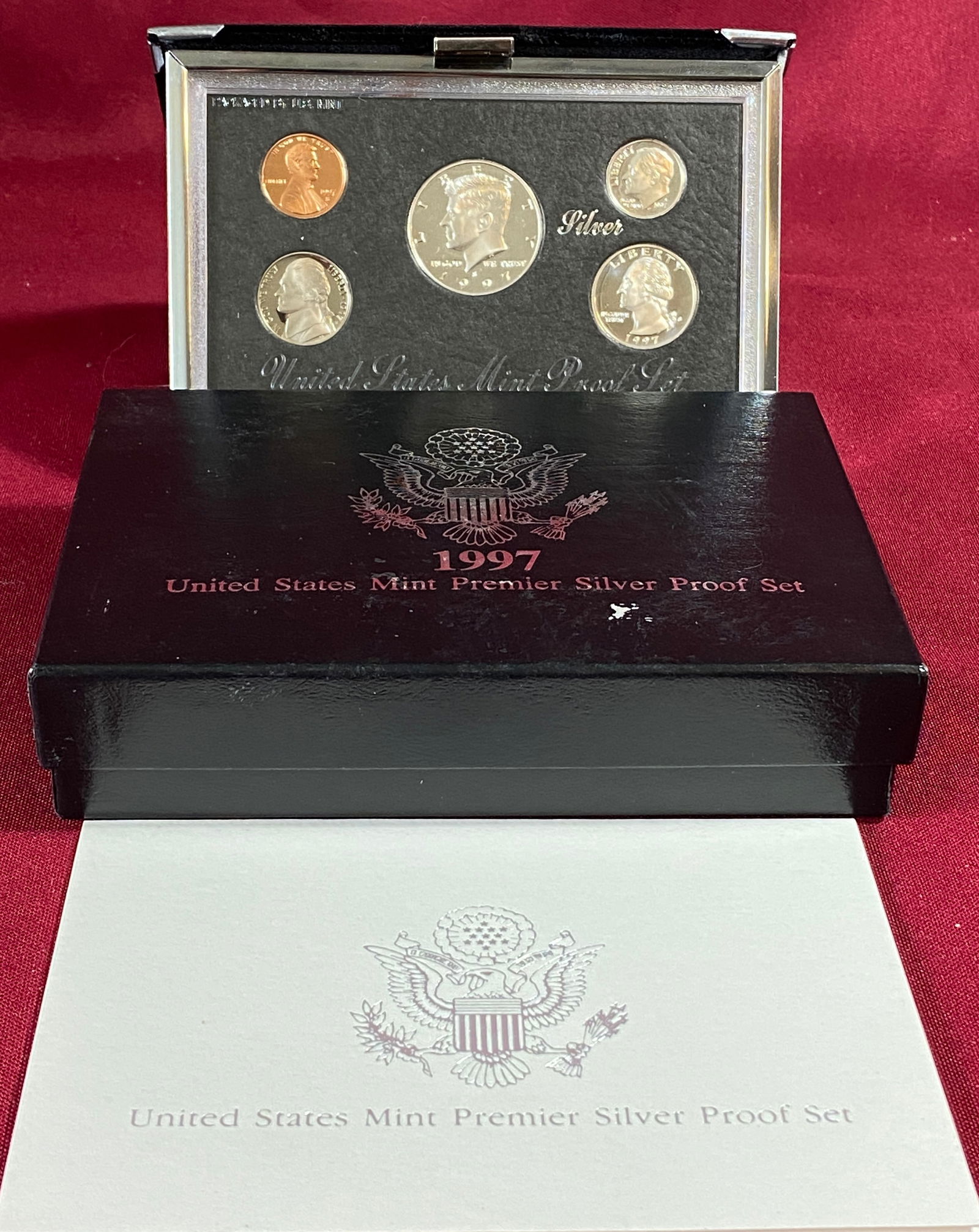 1997 U.S. Mint Premier Silver Proof Set (1 of 3)