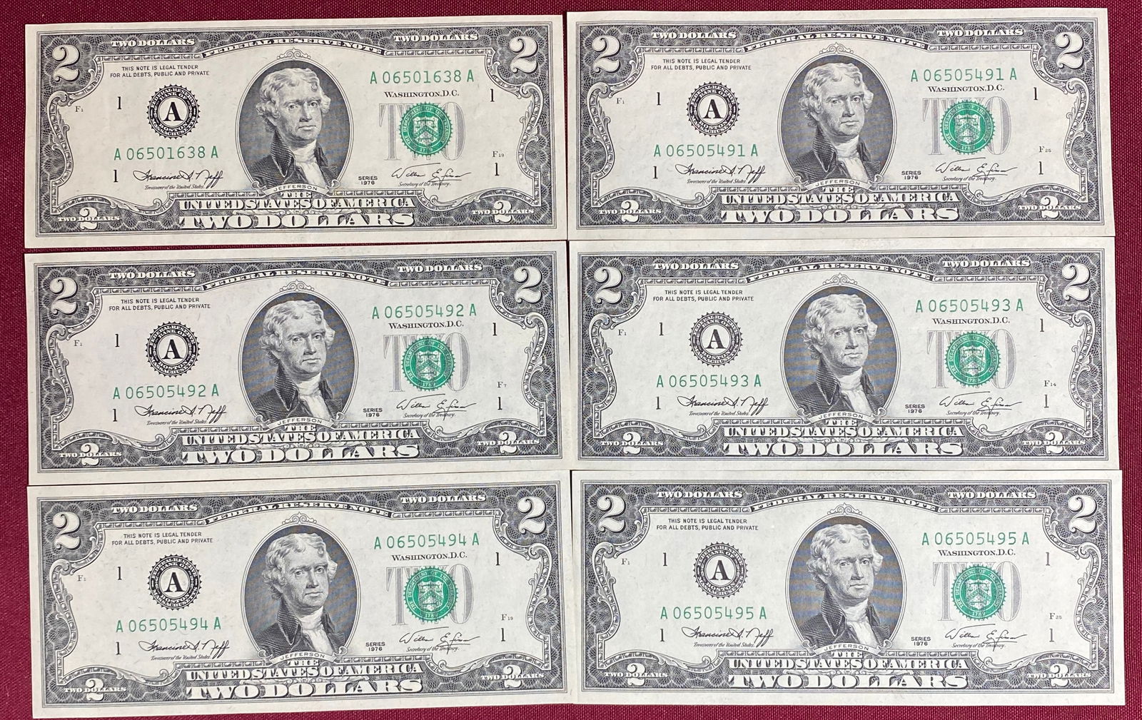 Six Bicentennial Two Dollar Notes - Five in Sequential Order (1 of 6)