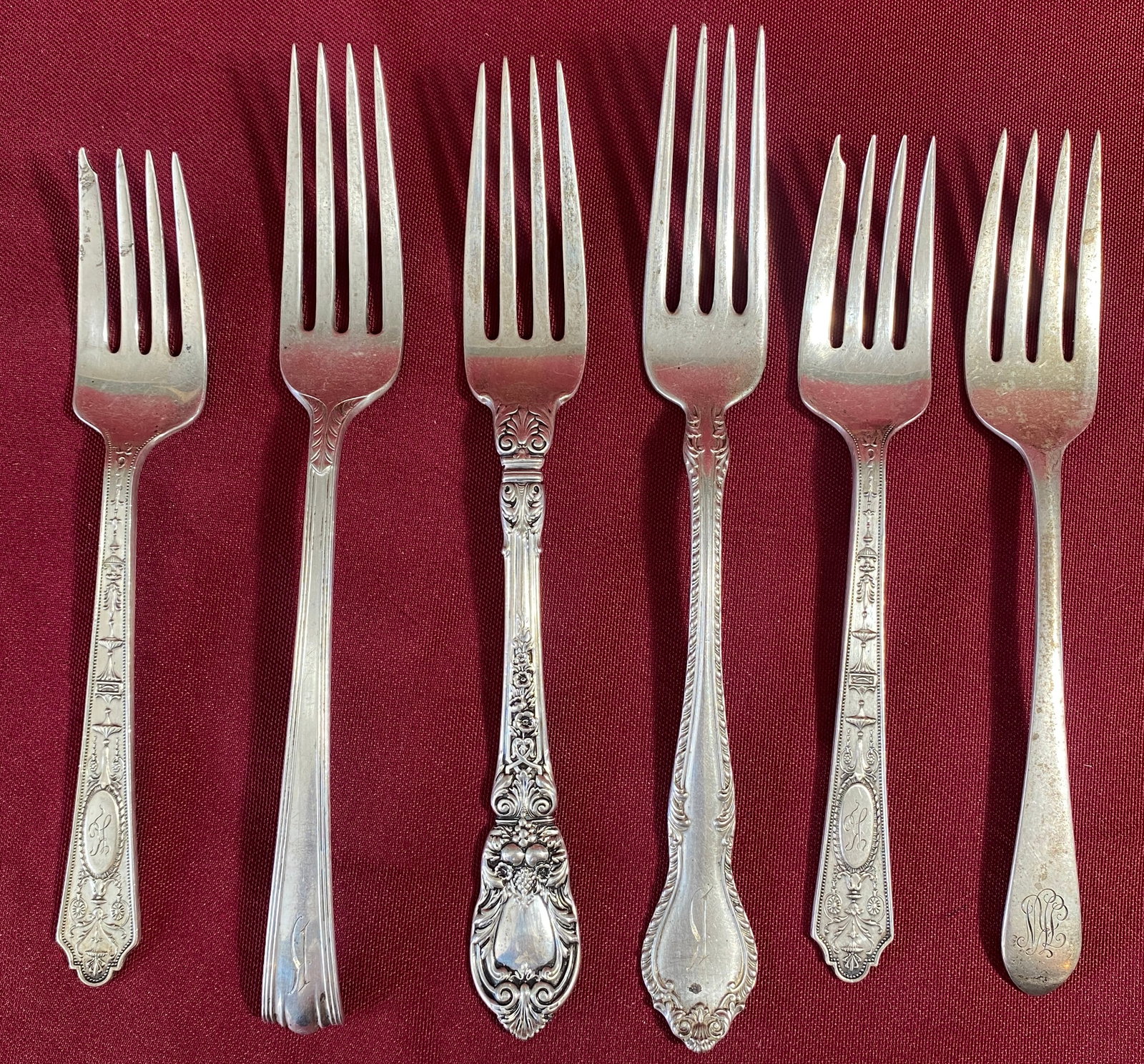 Six Sterling Silver Forks of Various Styles and Makers Including Lunt - 257 Grams (1 of 4)