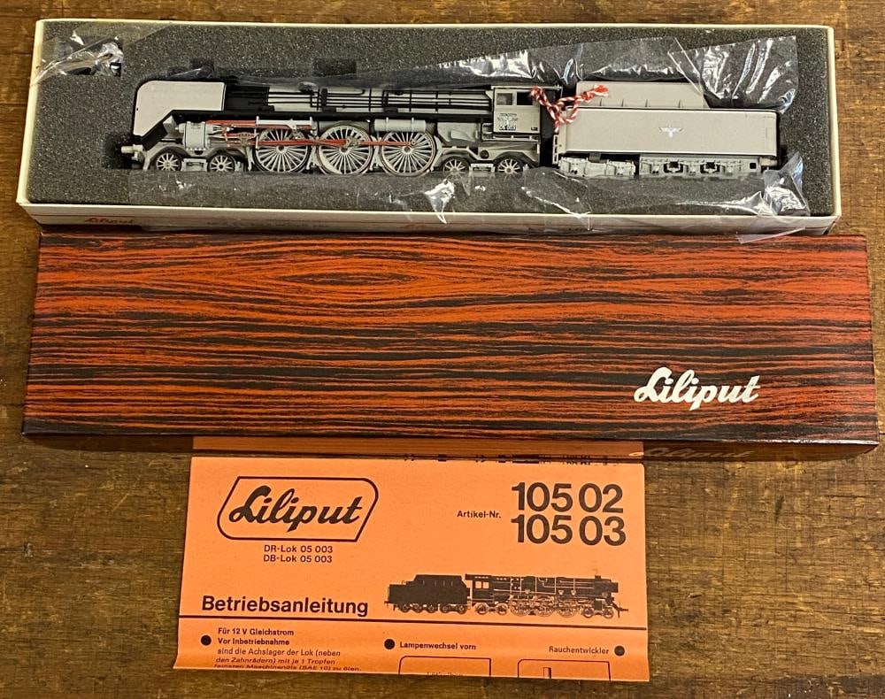 Liliput #10502 Toy Train - HO Scale: Liliput #10502 Toy Train - HO Scale