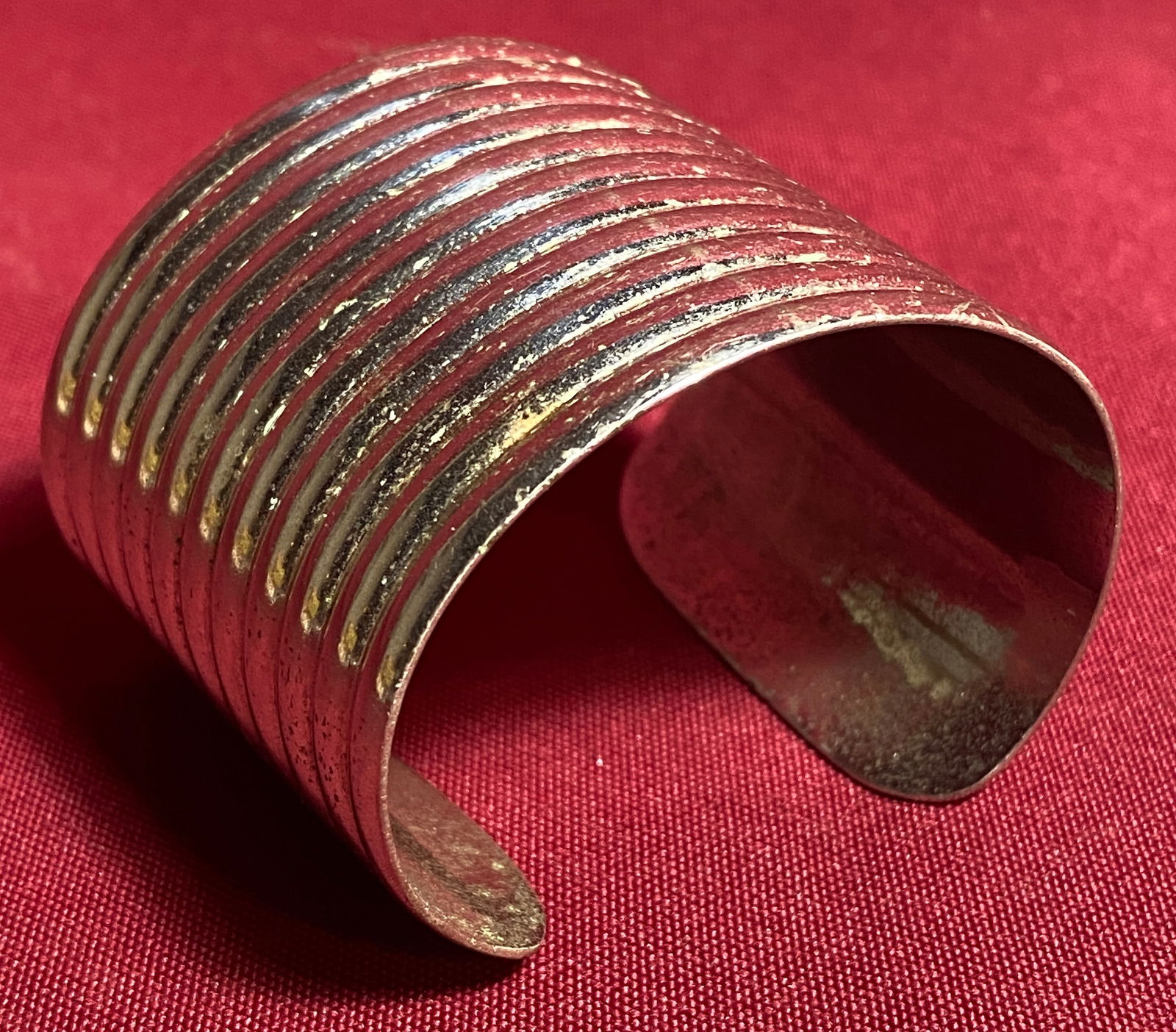 Sterling Silver Ribbed Cuff Bracelet - 73 Grams: Sterling Silver Ribbed Cuff Bracelet - 73 Grams