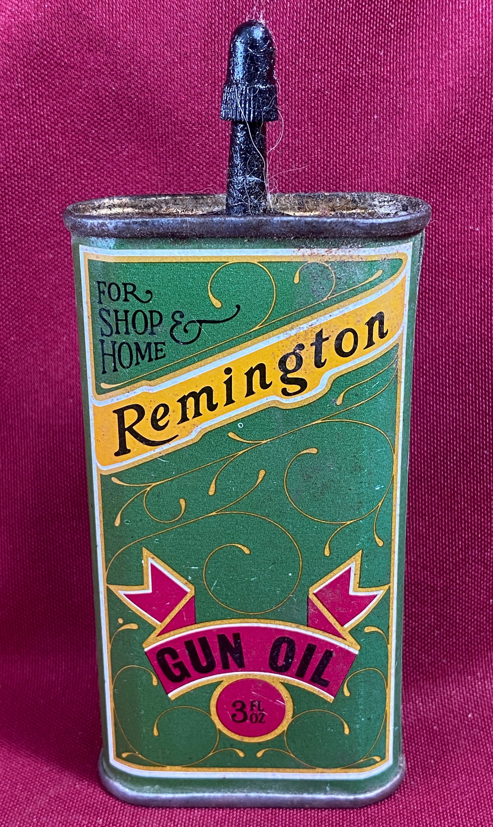 Remington Advertising Gun Oil Tin - 3oz Size: Remington Advertising Gun Oil Tin - 3oz Size