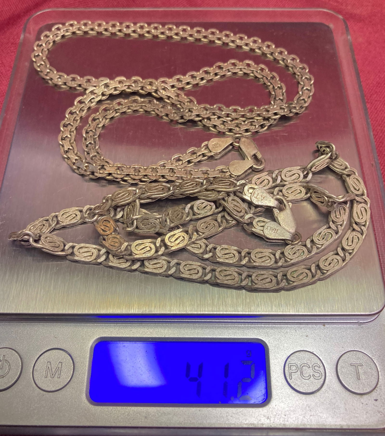 Two Sterling Silver Necklace Chains Marked .925 Italy - 41.2 Grams: Two Sterling Silver Necklace Chains Marked .925 Italy - 41.2 Grams