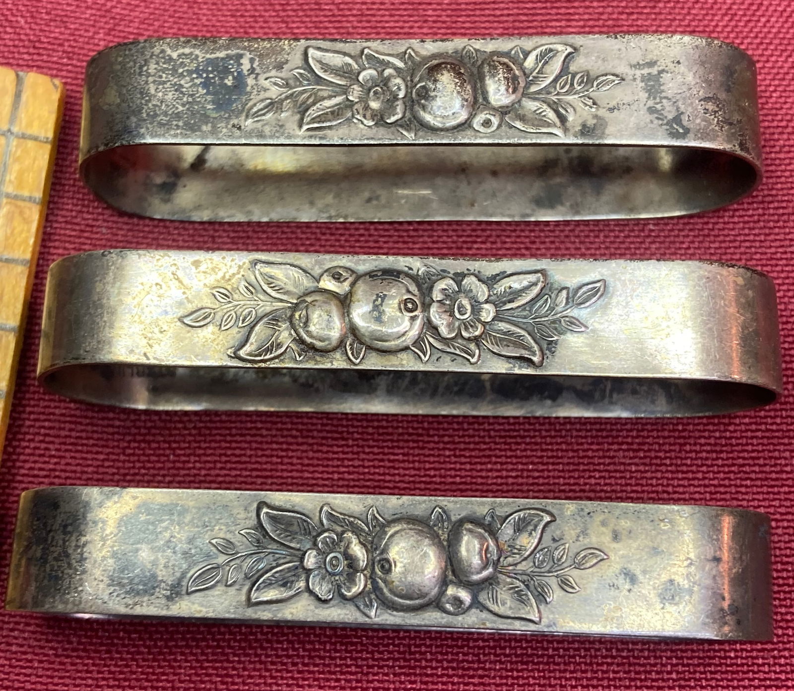 Three Sterling Silver Decorative Napkin Rings - 34.2 Grams (1 of 4)