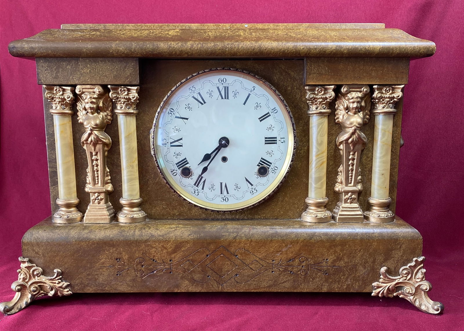 Older Made in America Mantle Clock: Older Made in America Mantle Clock