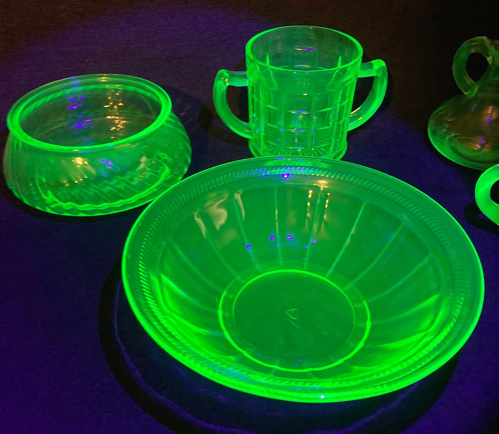 Five Assorted Uranium Glass Pieces - 2