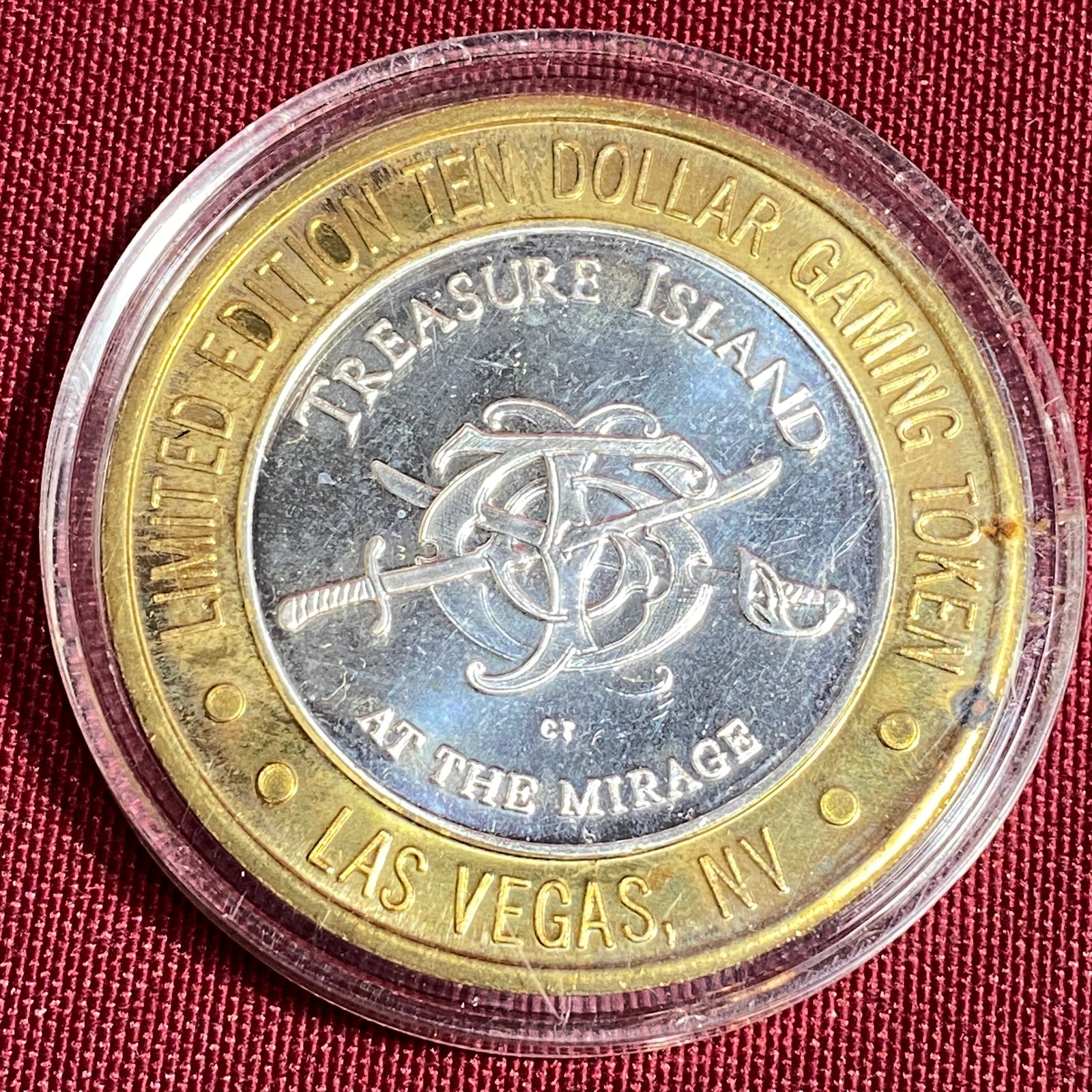 Limited Edition .999 Silver in Brass Ring $10 Treasure Island Casino Gaming Token - Total 43.66: Limited Edition .999 Silver in Brass Ring $10 Treasure Island Casino Gaming Token - Total 43.66 Grams - 37.28 Grams of Silver