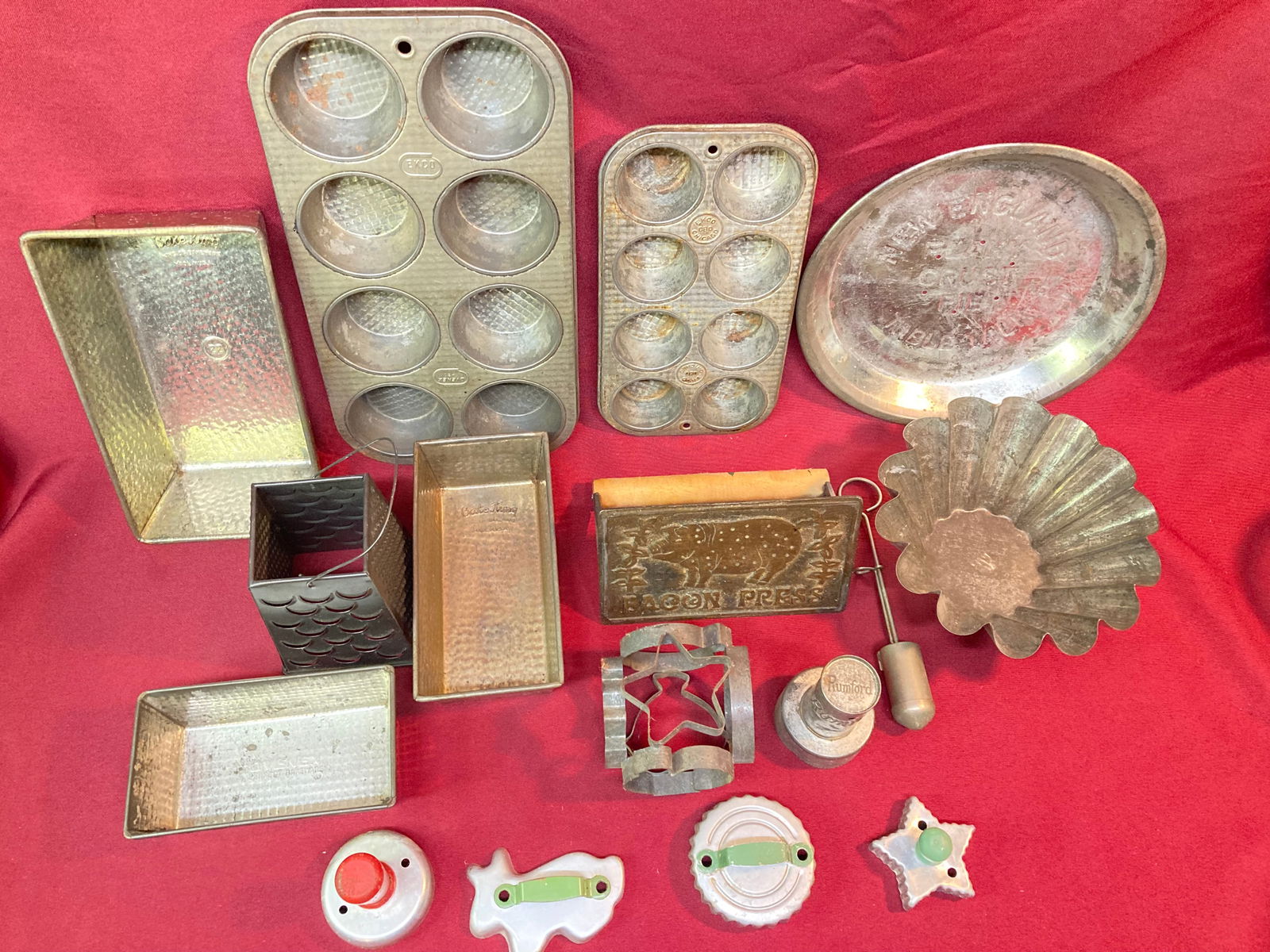 Large Assorted Of Older and Vintage Kitchen Items (1 of 6)