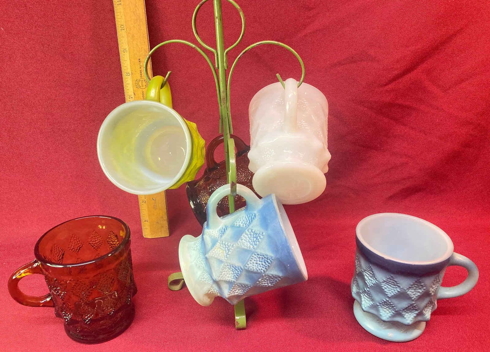 Six Vintage Anchor Hocking Kimberly Diamond Mugs & Metal Mug Tree: Six Vintage Anchor Hocking Kimberly Diamond Mugs & Metal Mug Tree