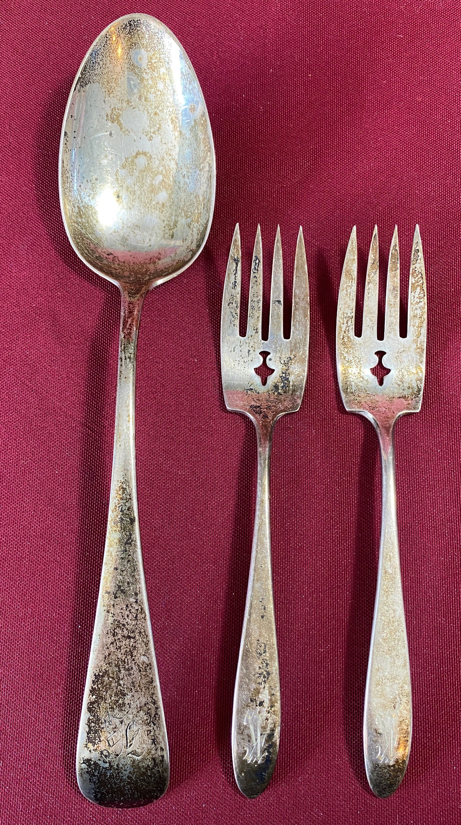 Three Sterling Silver Flatware Pieces - 113 Grams: Three Sterling Silver Flatware Pieces - 113 Grams