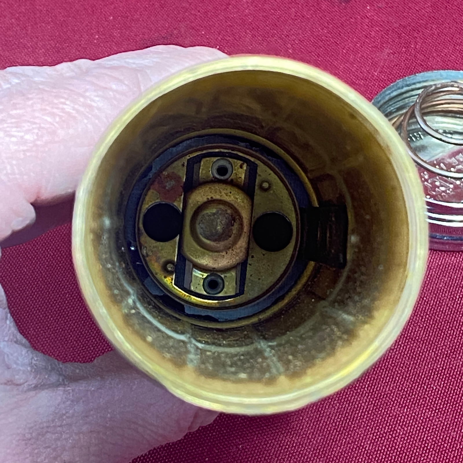 Older Winchester Flashlight - Missing Lens - 4