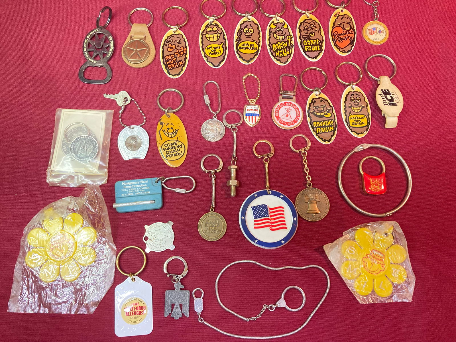 Vintage Assortment of Keychains: Vintage Assortment of Keychains