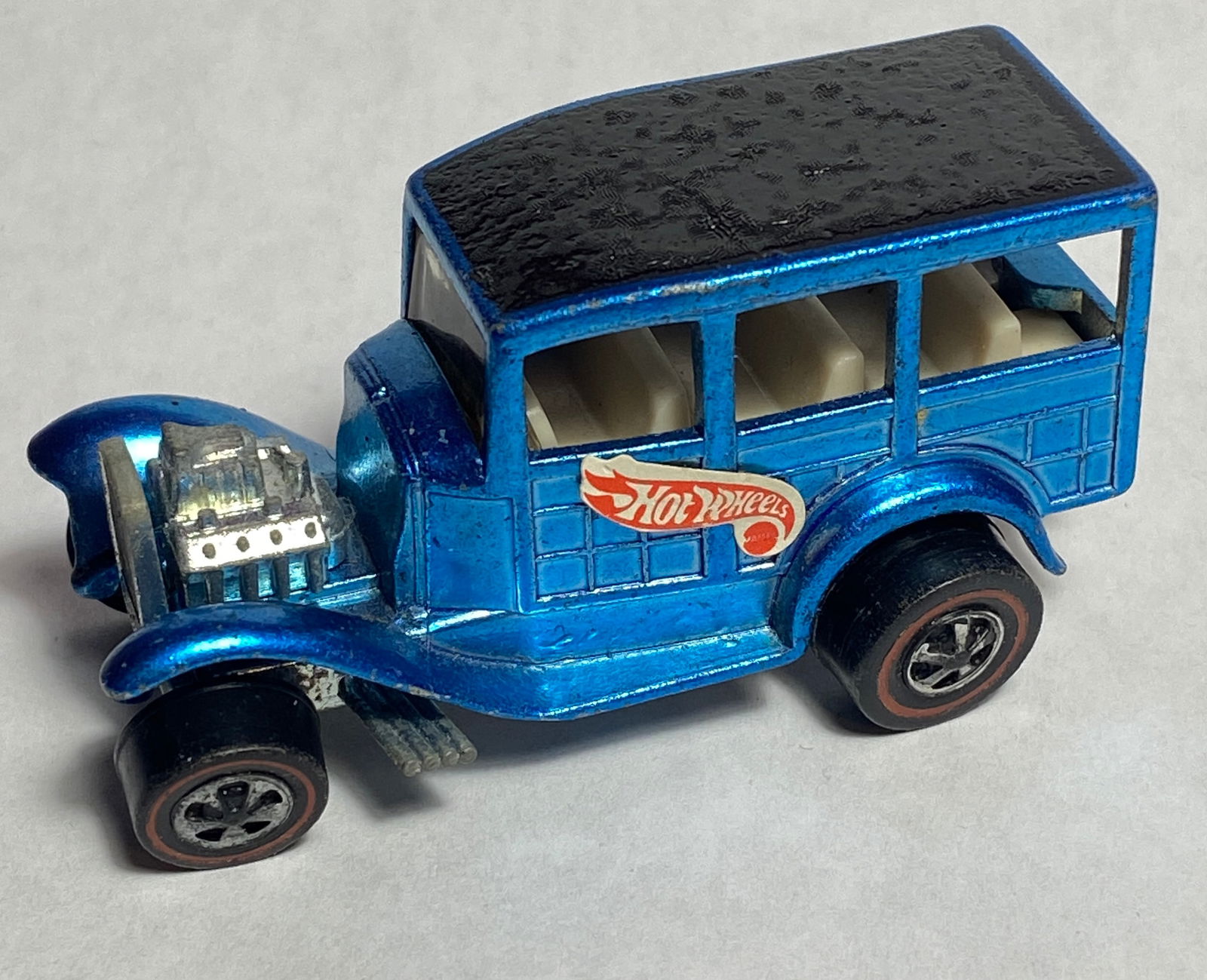 Vintage Hot Wheels Redline Custom Fleetside Classic Blue 31 Ford Woody Car 1968 - One Wheel Missing (1 of 10)