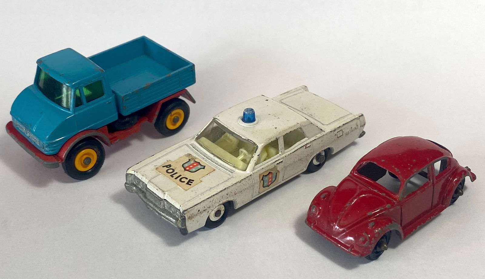 Three Older and Vintage Toy Cars - (2) Lesney Matchbox Series & (1) Tootsietoy: Three Older and Vintage Toy Cars - (2) Lesney Matchbox Series & (1) Tootsietoy