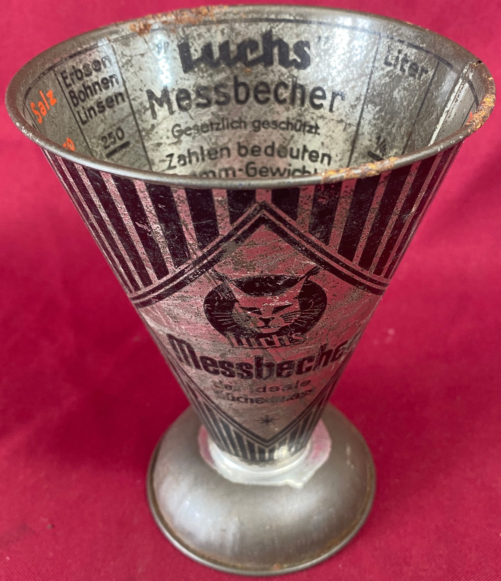 Older Metal Luchs Messbecher Measuring Cup with Great Graphics: Older Metal Luchs Messbecher Measuring Cup with Great Graphics