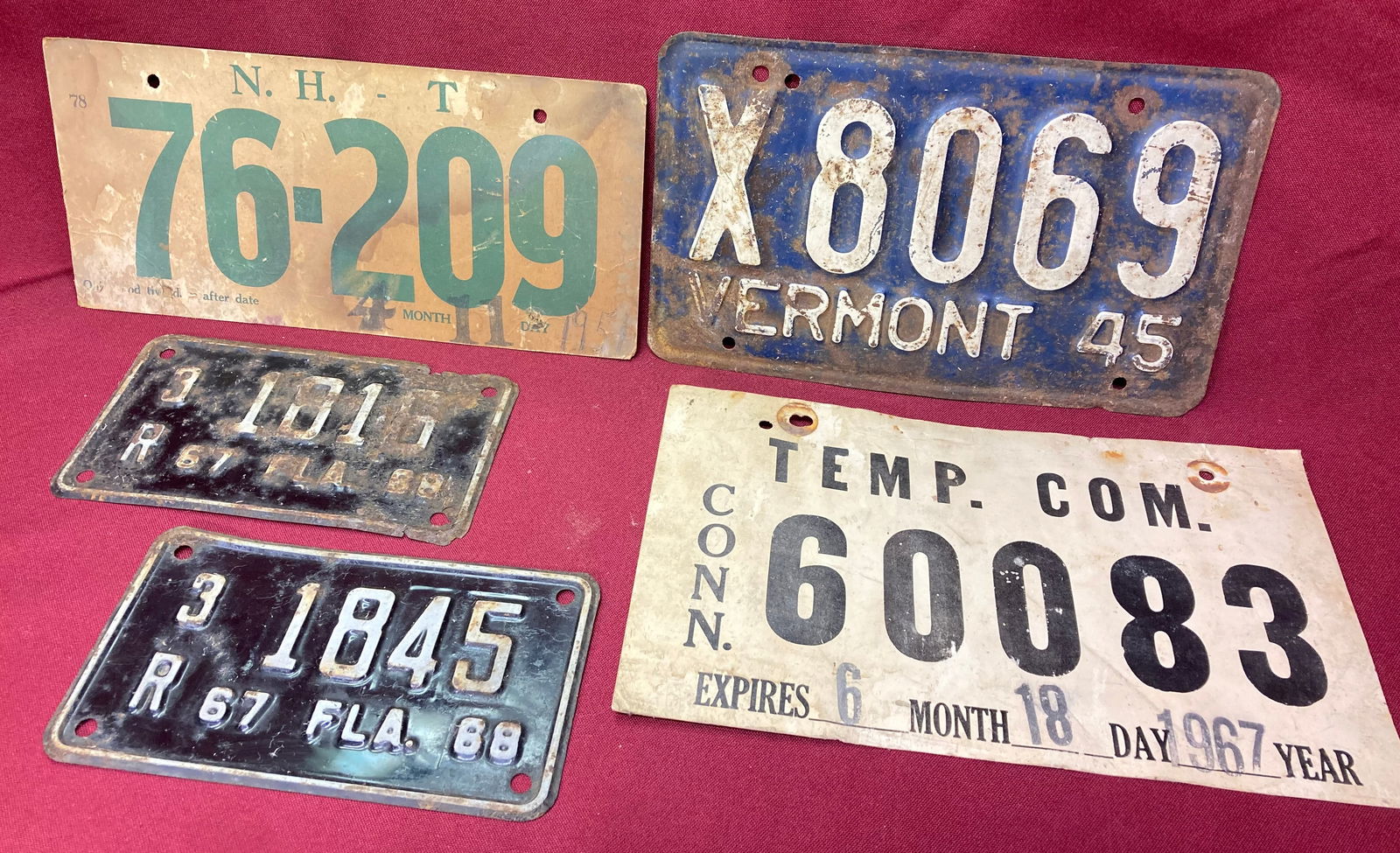 Five Older and Vintage Auto Number Plates (1 of 3)