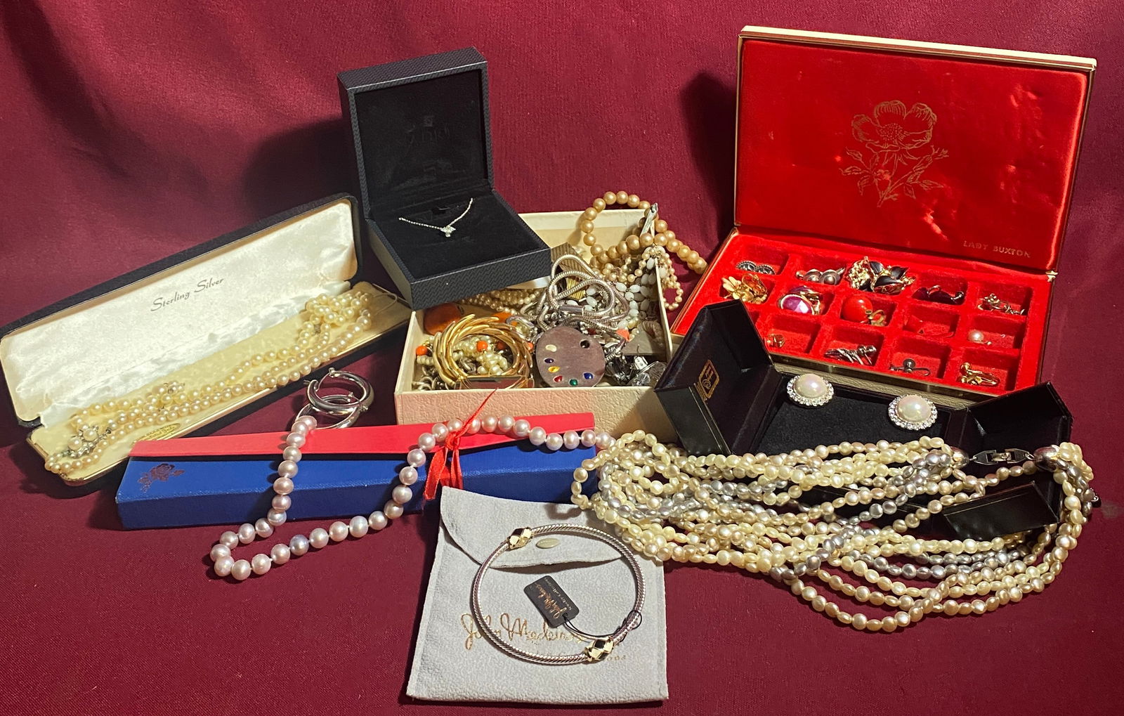 Older and Vintage Costume Jewelry (1 of 10)
