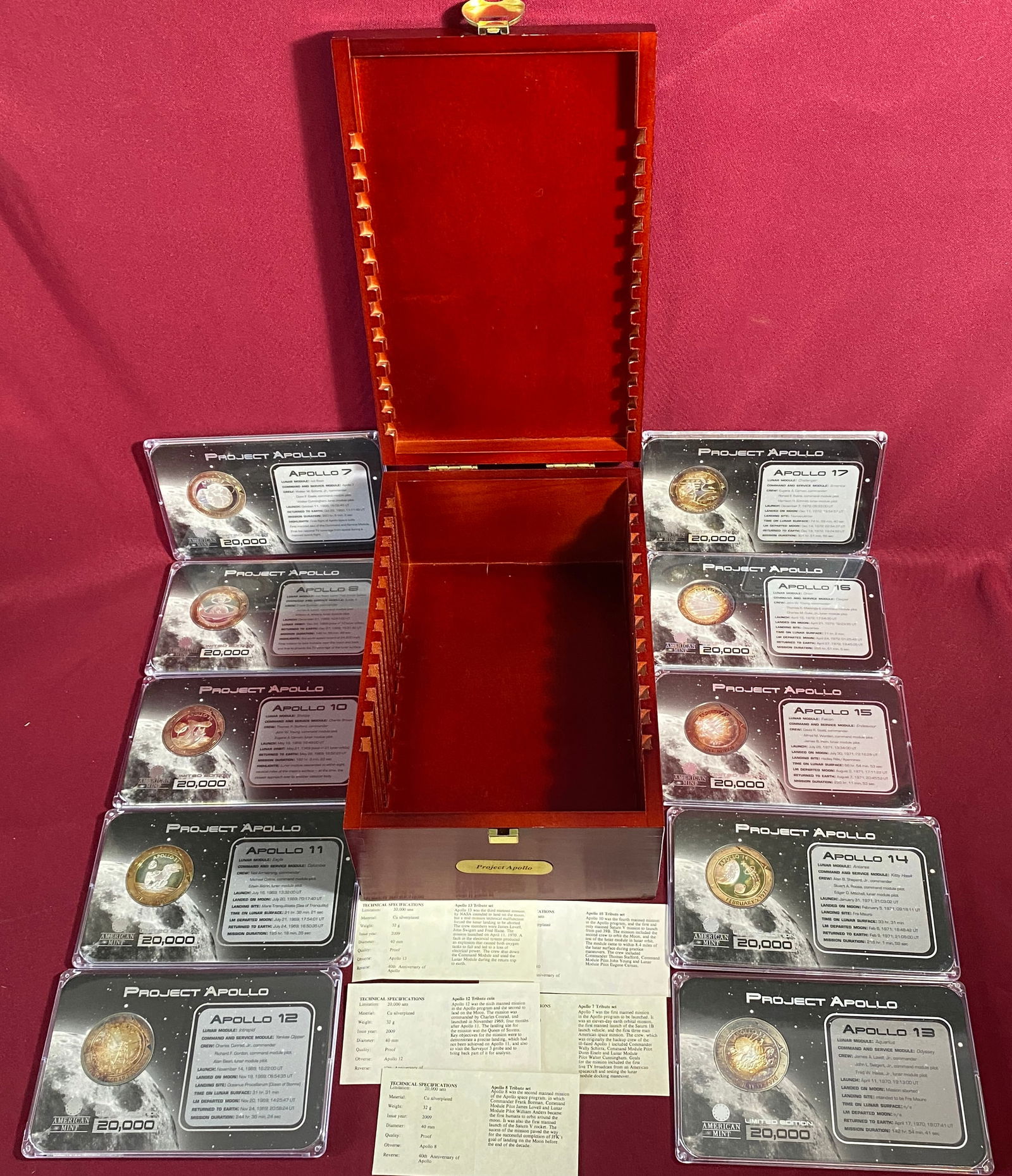 Project Apollo Silver-Plated Tribute Coins/Sets in Collector Case: Project Apollo Silver-Plated Tribute Coins/Sets in Collector Case