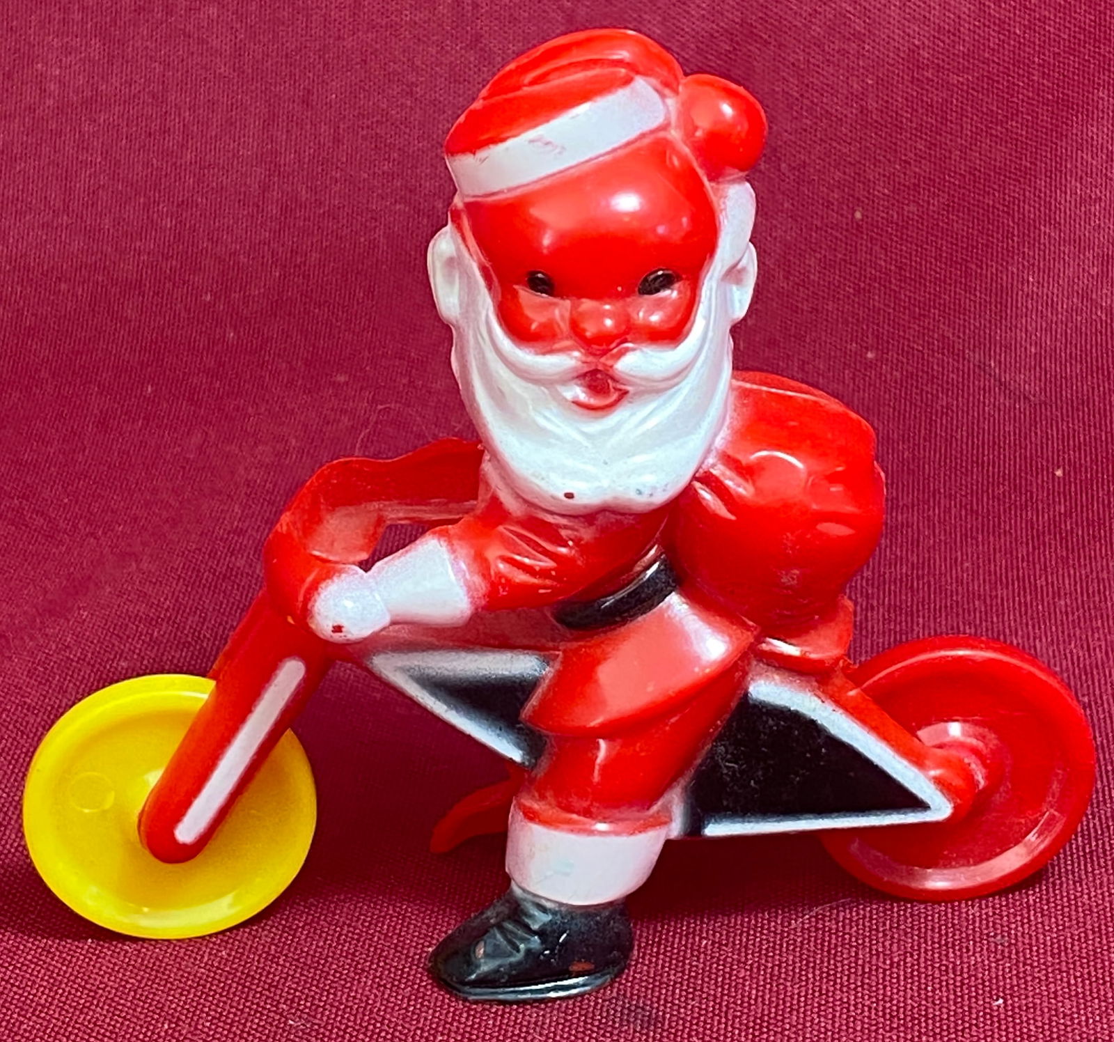 Older Rosbro Plastic Santa on Bicycle Candy Container (1 of 7)