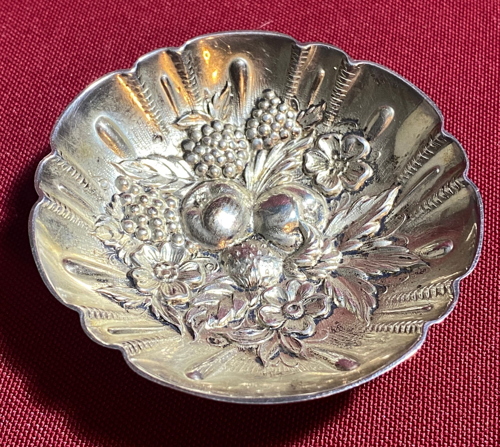 S. Kirk and Sons Sterling Silver Repousse Candy Dish - 36 Grams (1 of 8)