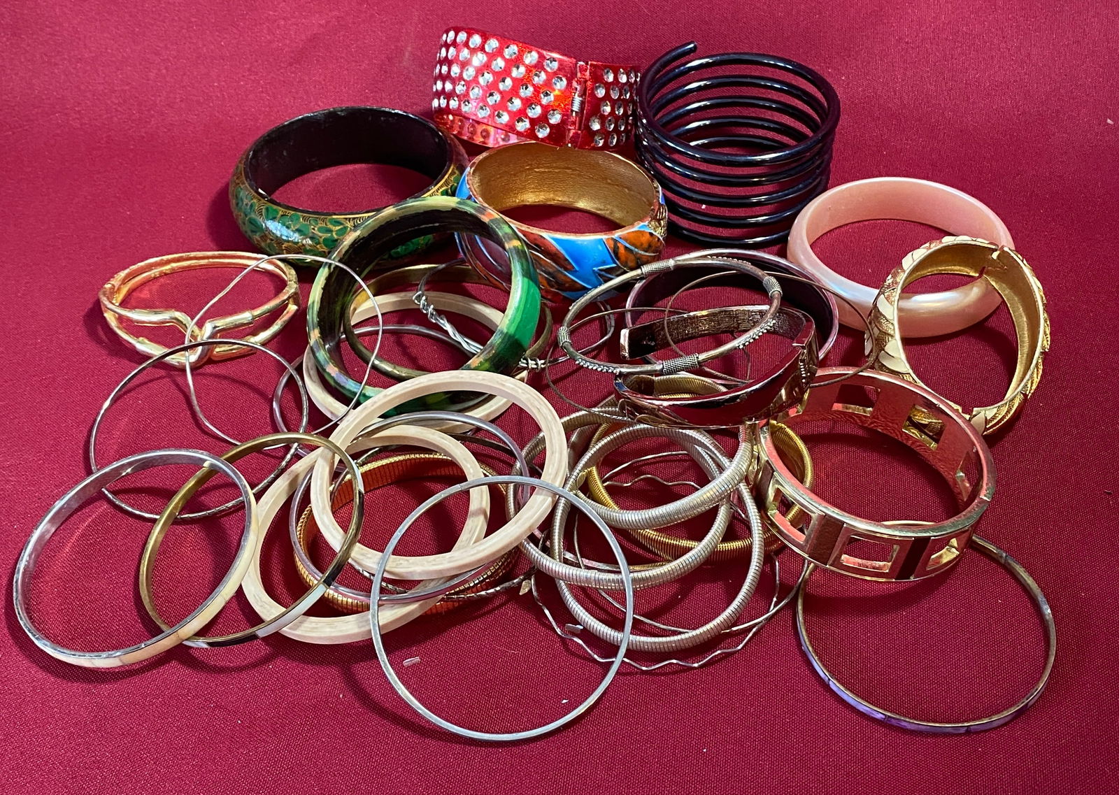 Older, Vintage, and Costume Jewelry Bracelets: Older, Vintage, and Costume Jewelry Bracelets