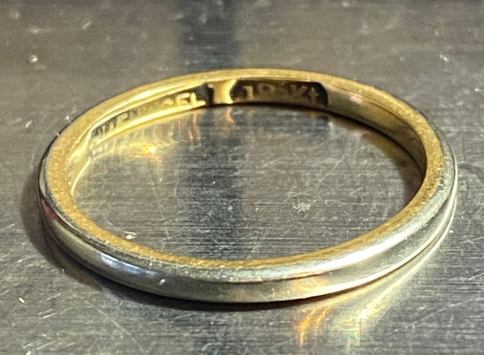 18K Gold Wedding Band Rings Size 6.25 - 2.13 Grams (1 of 6)