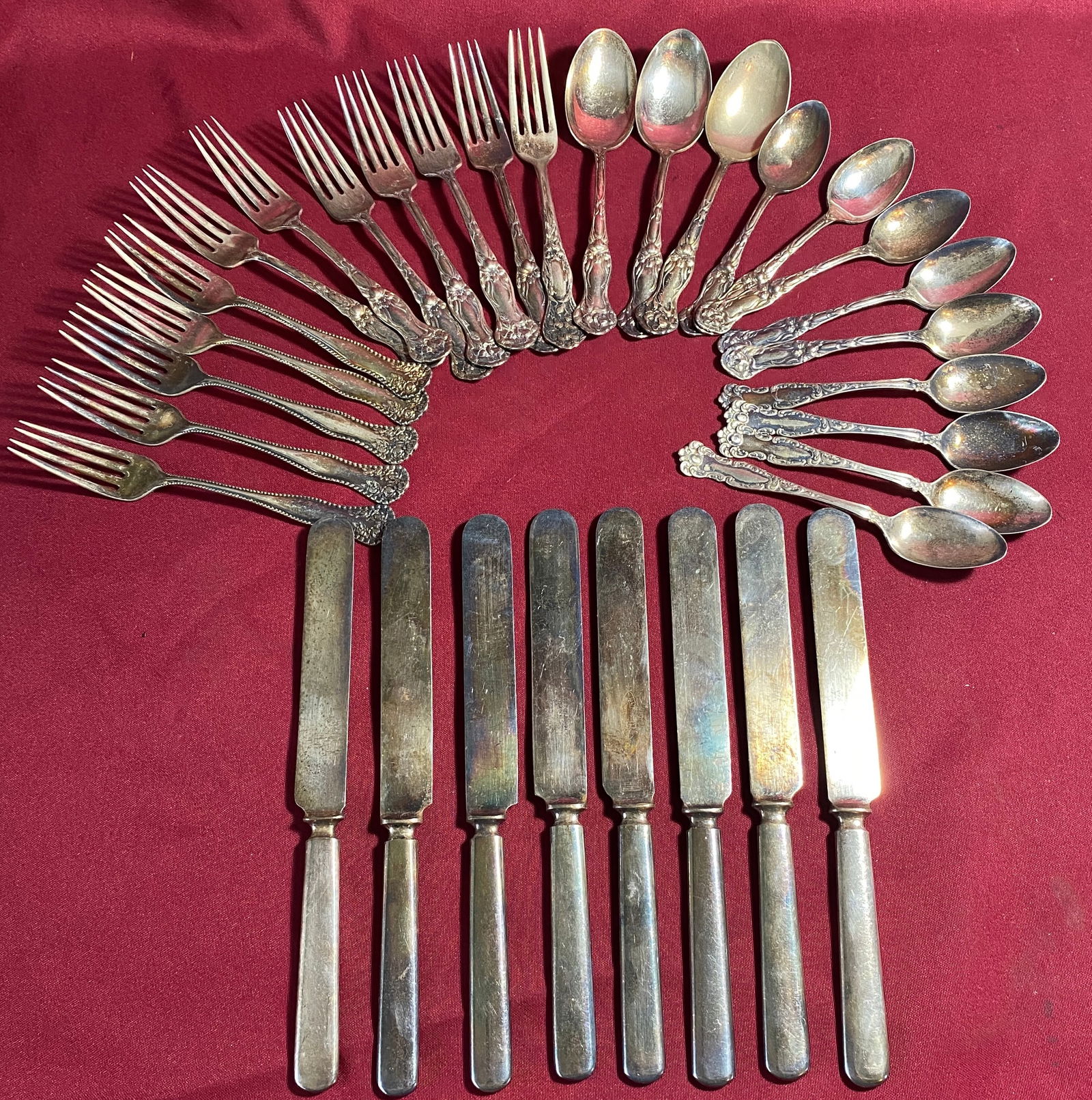 Lot of Silver-Plate Flatware - Thirty-Two Pieces - Imperial and Rogers & Sons (1 of 9)