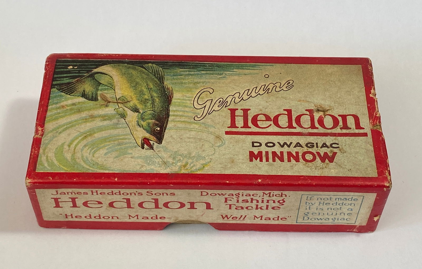 Genuine Heddon Dowagiac Minnow Advertising Box: Genuine Heddon Dowagiac Minnow Advertising Box