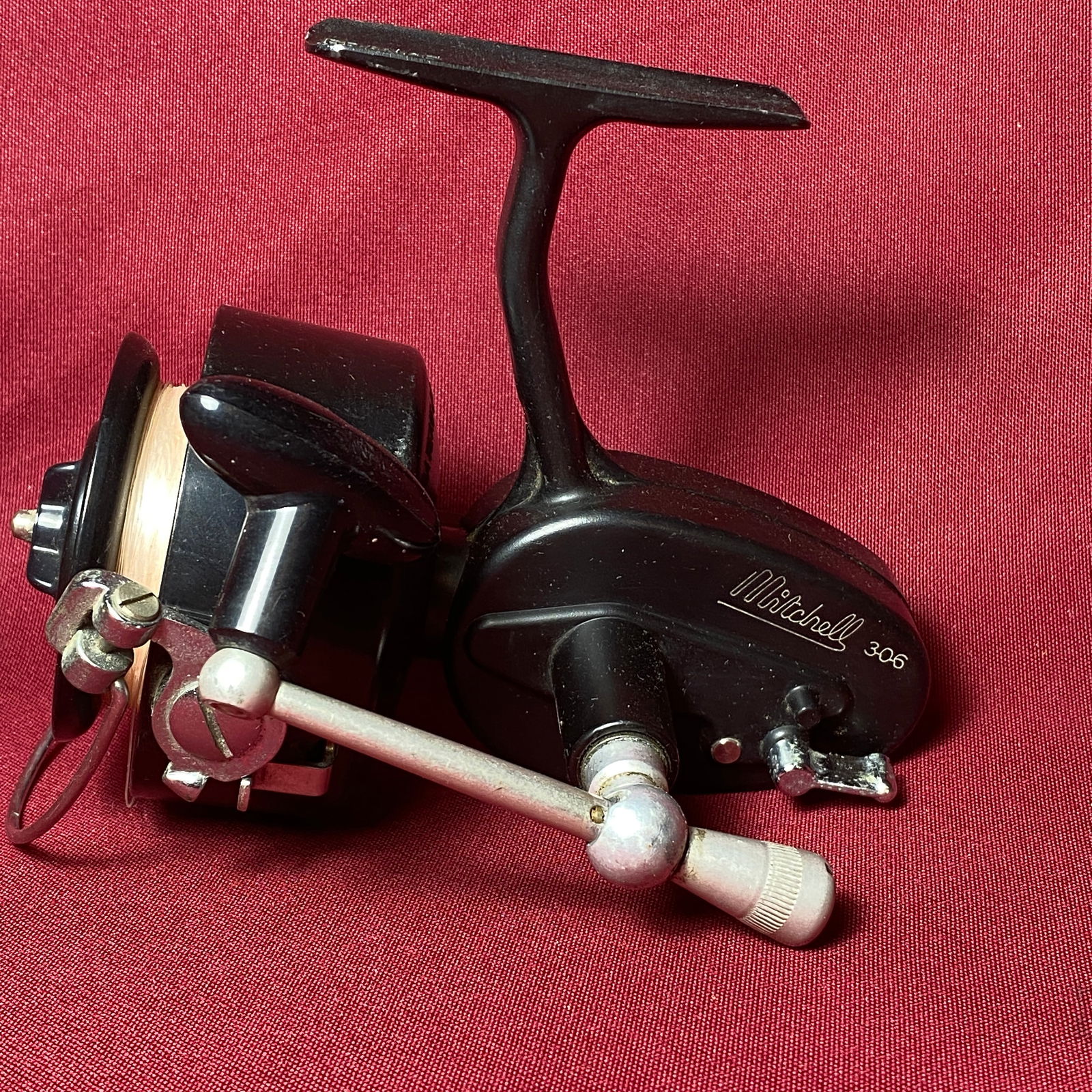 Mitch 306 Fishing Reel (1 of 7)