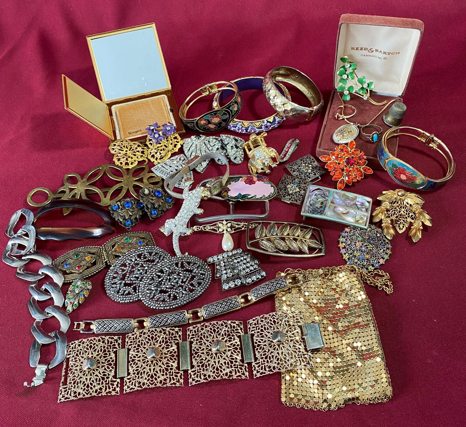 Older and Vintage Costume Jewelry: Older and Vintage Costume Jewelry