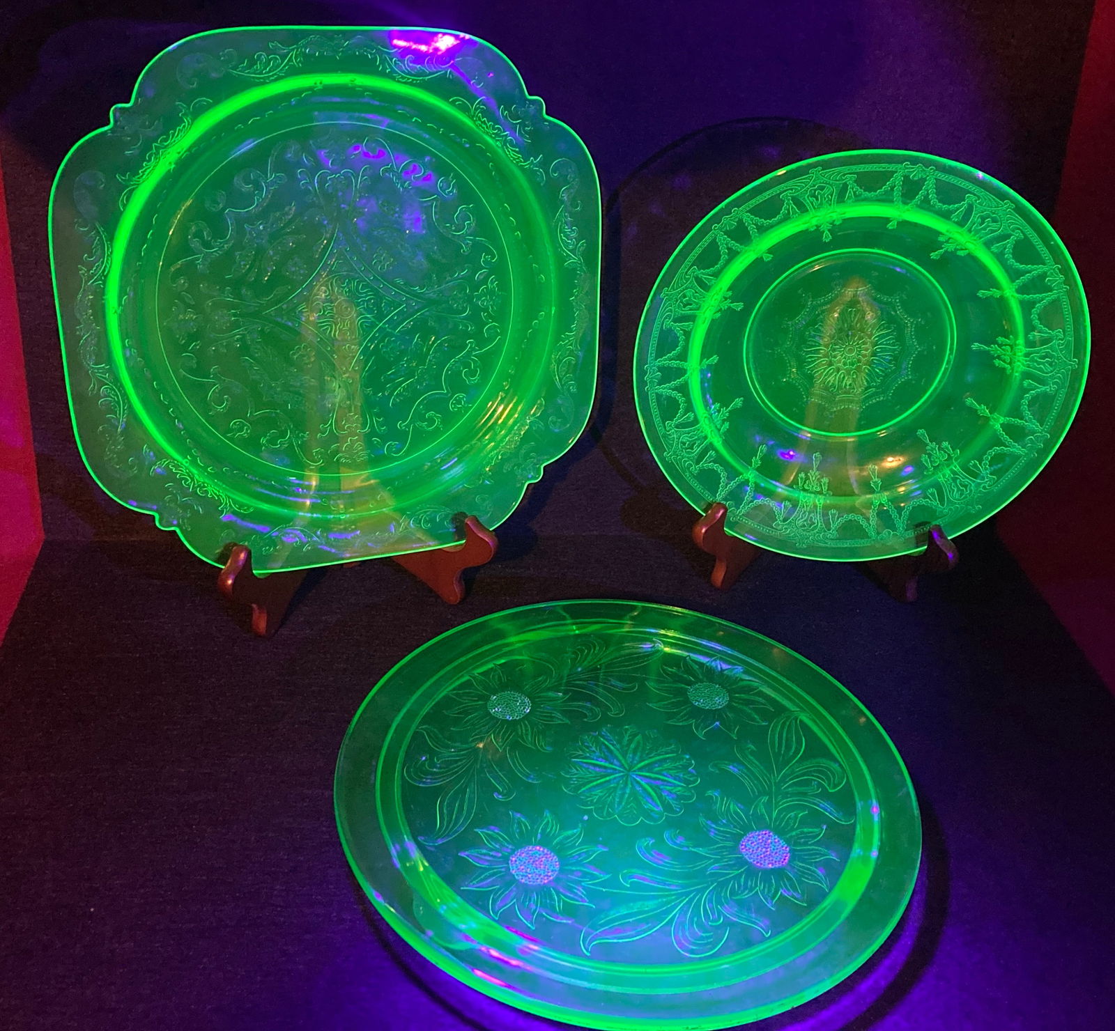 Three Decorative Vaseline UV Reactive Glass Pieces - Plate, Bowl, Cake Plate: Three Decorative Vaseline UV Reactive Glass Pieces - Plate, Bowl, Cake Plate