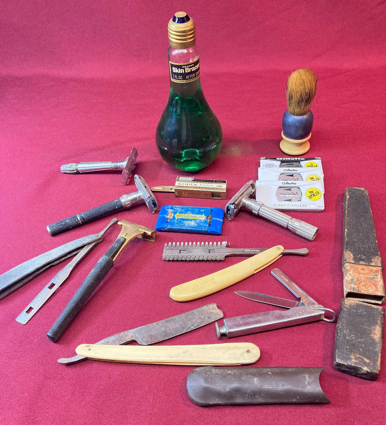 Old Straight Razors, Razors, and Old Shaving Accessories (1 of 4)