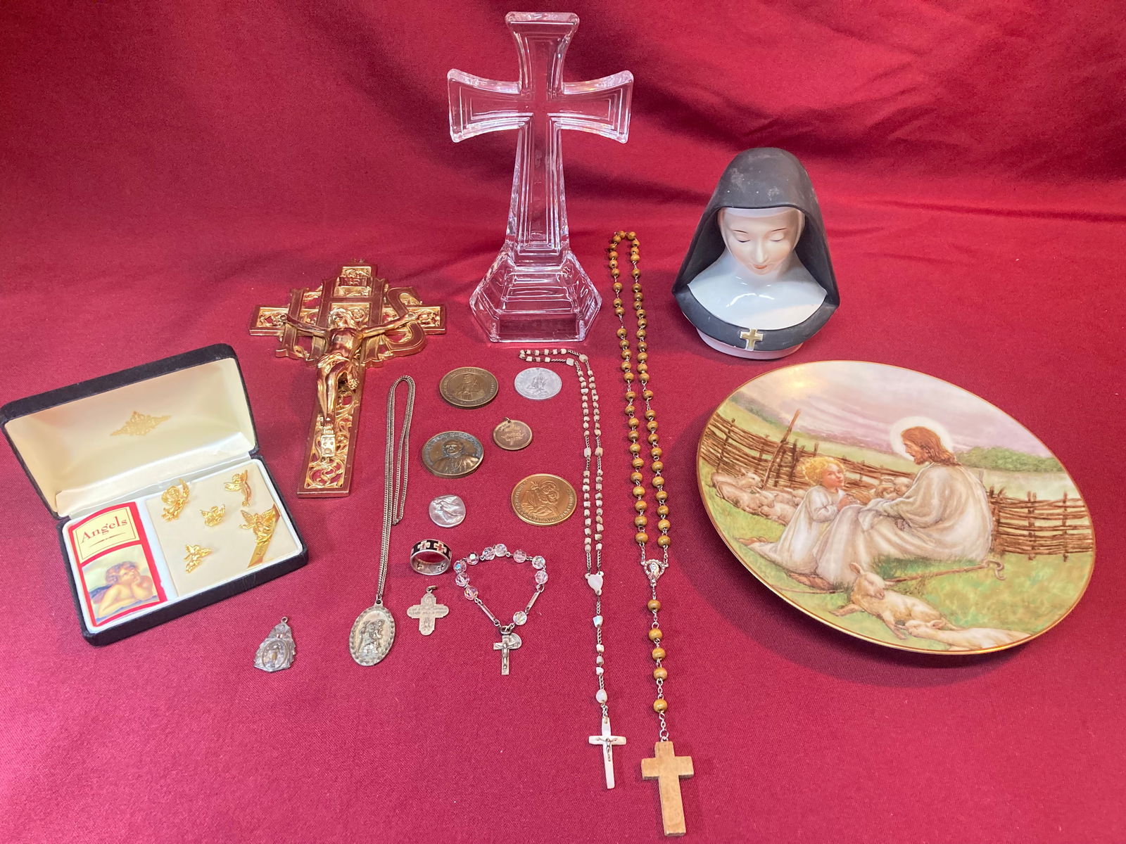 Large Mixed Religious Lot Including Sterling Silver: Large Mixed Religious Lot Including Sterling Silver