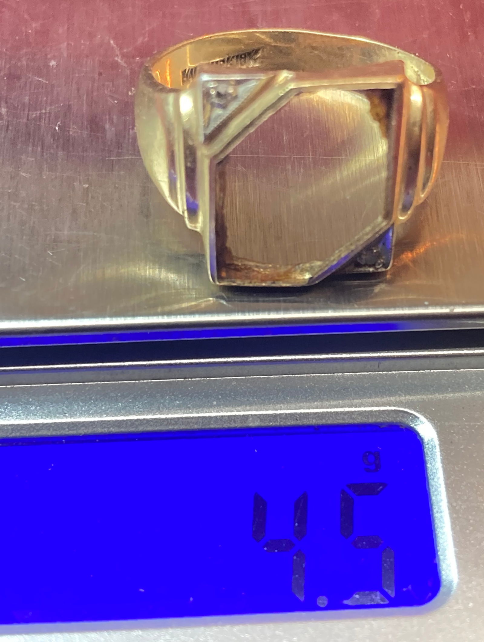 18K Gold Ring - No Stone - 4.5 Grams: 18K Gold Ring - No Stone - 4.5 Grams