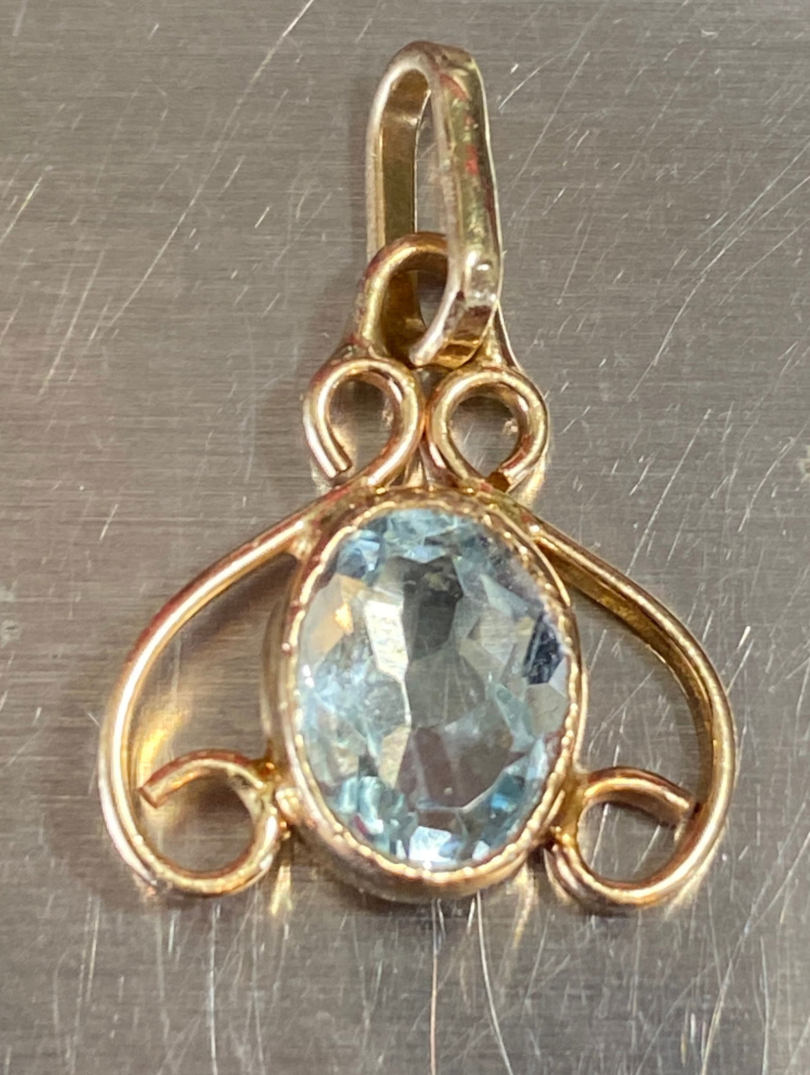 14K Gold Tested Pendant/Charm - 1.46 Grams - Light Blue Stone/Gem - No Gold Mark: 14K Gold Tested Pendant/Charm - 1.46 Grams - Light Blue Stone/Gem - No Gold Mark