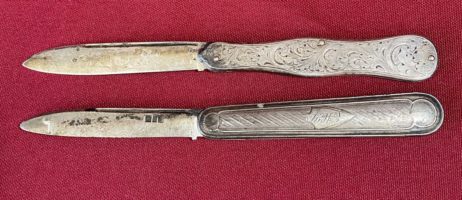 Two Gentlemen's Pipe Knives - One with Sterling Hallmarks (1 of 5)