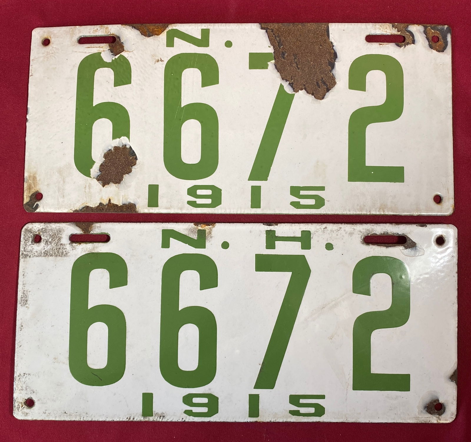 Rare Set of 1915 Porcelain Enamel New Hampshire Auto Number Plates Matching Set: Rare Set of 1915 Porcelain Enamel New Hampshire Auto Number Plates Matching Set